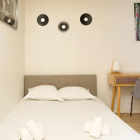 Appartement Superbe Studio Entierement Neuf A